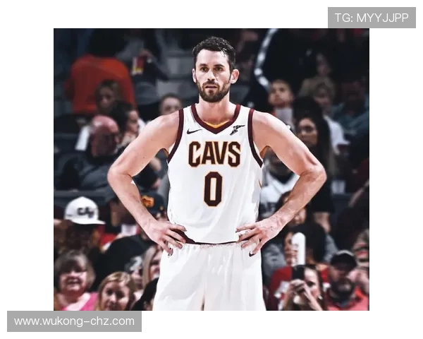 凯文·麦克海尔内线背身单打创造优势，多个关键回合主导比赛节奏