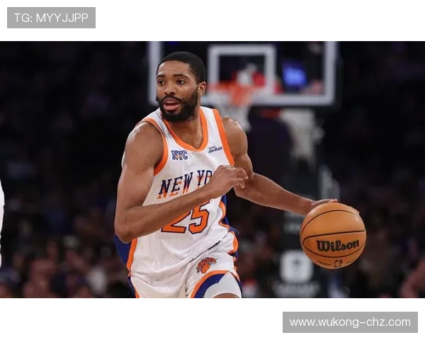 布里奇斯无球跑动制造空位，3D价值在季后赛凸显